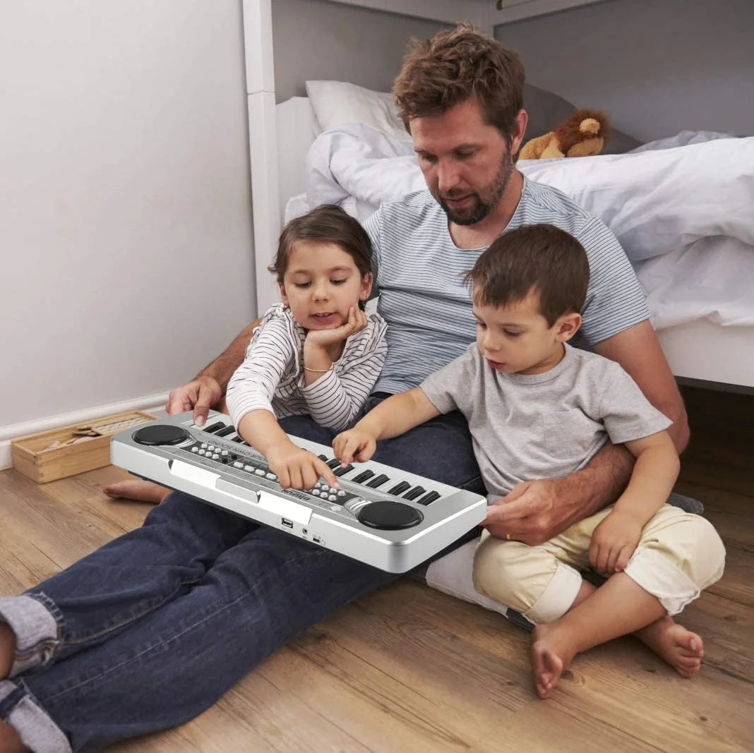 Kids Piano, Kids Keyboard 37 Keys Portable Electronic Musical Instrument Multi-Function Music Piano for Kids Early Learning Educational Toy Birthday Xmas Day Gifts (Silver)